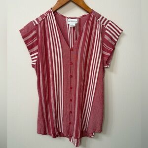 Liz Claiborne Red White Striped Rayon Blouse Size Small Button Front Cap Sleeve